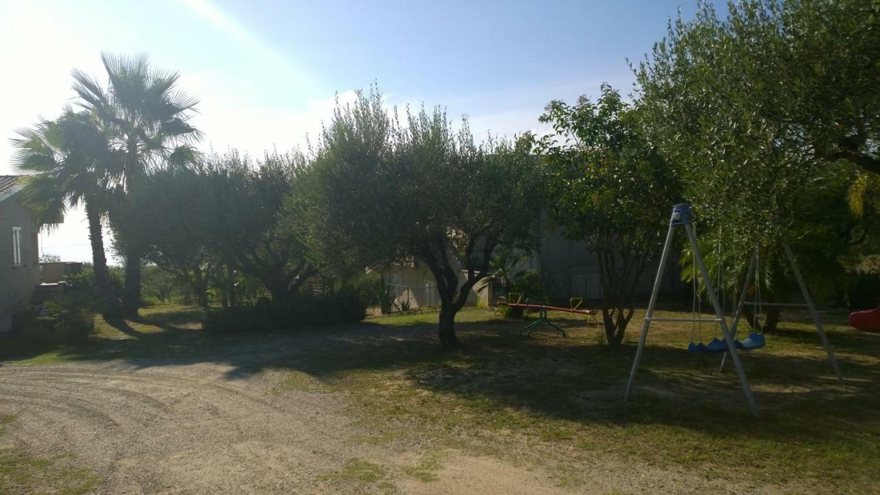 La Scogliera Del Capo Villa Santa Maria  Buitenkant foto