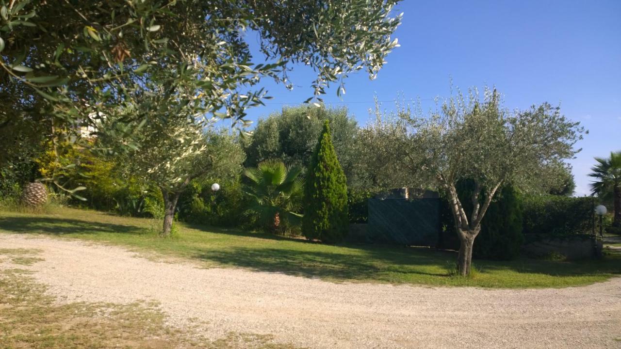 La Scogliera Del Capo Villa Santa Maria  Buitenkant foto