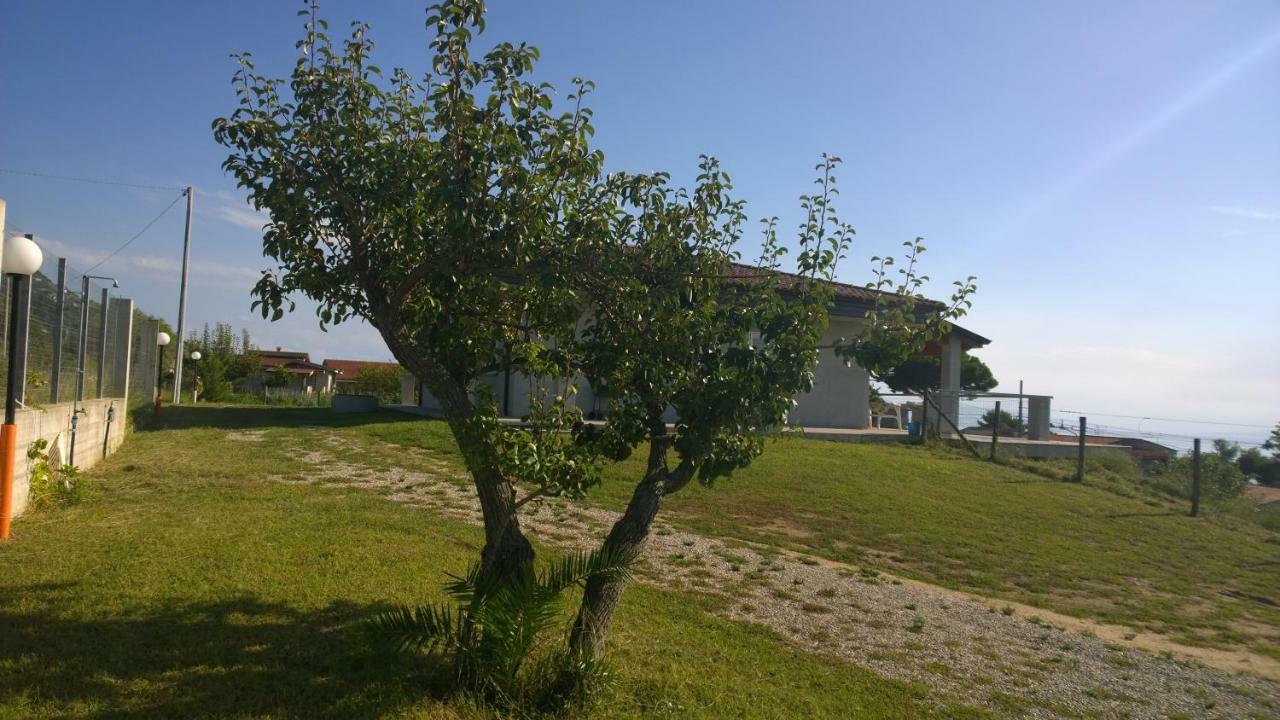 La Scogliera Del Capo Villa Santa Maria  Buitenkant foto