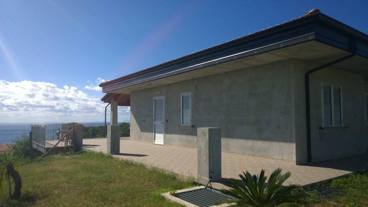 La Scogliera Del Capo Villa Santa Maria  Buitenkant foto